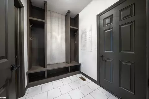 Entry Way - 55553 Morgan, Macomb, MI 48042 photo 1 of 6