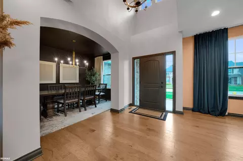 Entry Way - 55553 Morgan, Macomb, MI 48042 photo 5 of 6