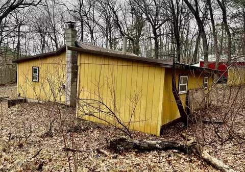 Exterior - 304 Burns, Harrison, MI 48625 photo 2 of 6