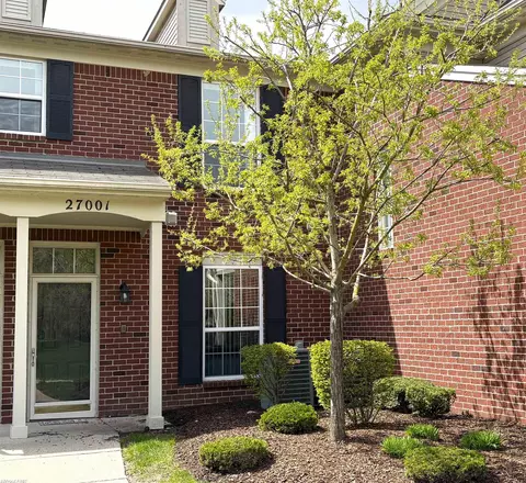 27001 Carrington, Harrison Township, MI 48045