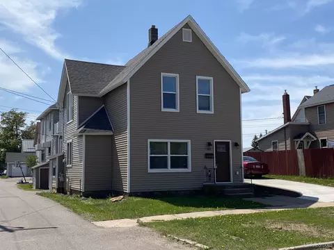 313 N Pioneer, Negaunee, MI 49866
