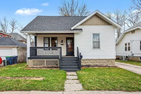 1009 N Hampton, Bay City, MI 48708