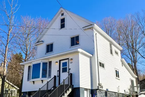 601 W Baraga, Houghton, MI 49931