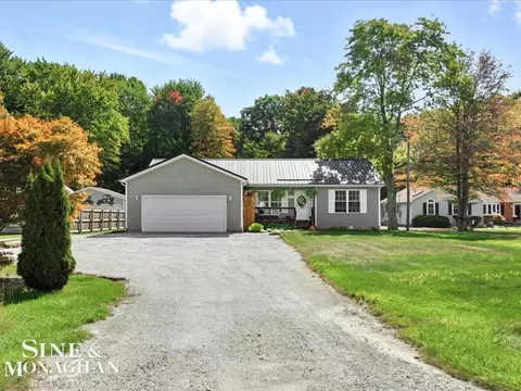 6065 Lapeer, Kimball, MI 48074