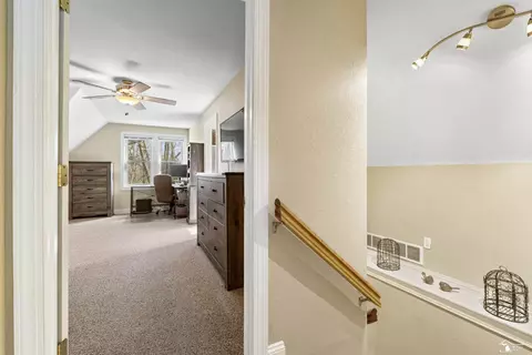 Entry Way - 9505 Secor, Temperance, MI 48182 photo 6 of 6