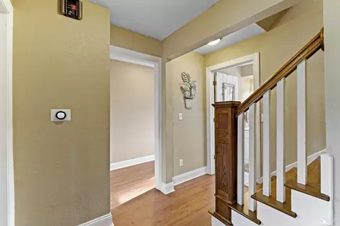 Entry Way - 9505 Secor, Temperance, MI 48182 photo 1 of 6