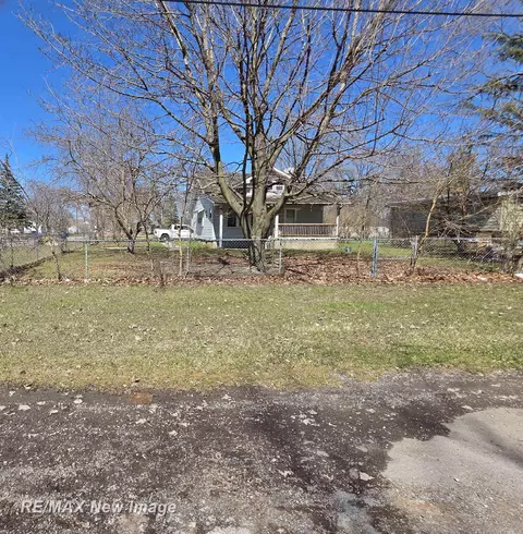 5025 Peterson, Saginaw, MI 48601