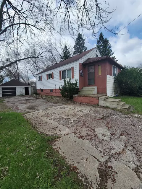 1201 W Jenny, Bay City, MI 48706