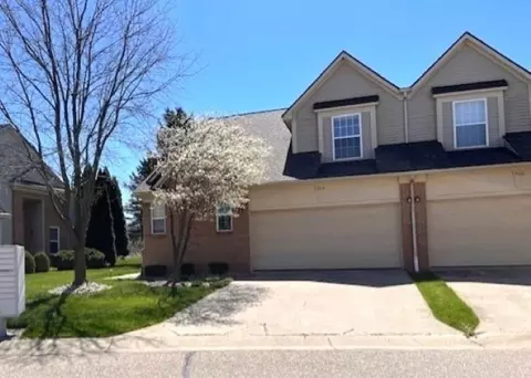 5364 Pine Needle, Grand Blanc, MI 48439