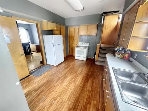 Kitchen - 309 S 18th, Escanaba, MI 49829 photo 2 of 2