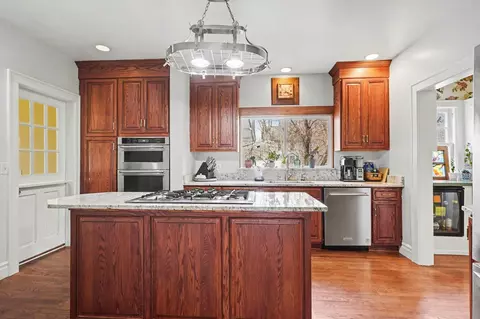 2160 Center, Bay City, MI 48708