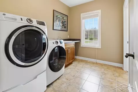 3369 E Greystone, Midland, MI 48642 photo 24