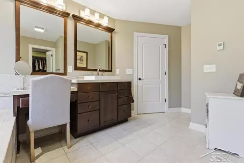 3369 E Greystone, Midland, MI 48642 photo 30