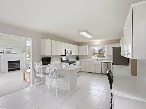 Kitchen - 17857 Nick, Macomb, MI 48044 photo 1 of 6