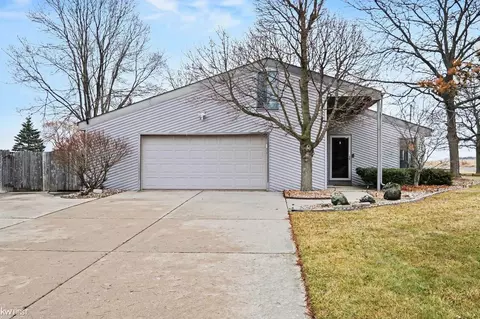 2519 Solarwood, Davison, MI 48423