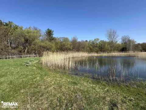 9077 Westfield, Flushing, MI 48433