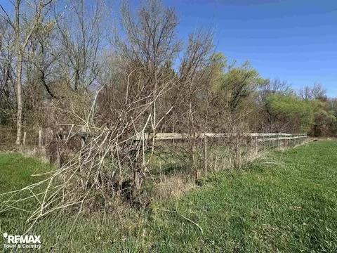 9077 Westfield, Flushing, MI 48433 photo 24