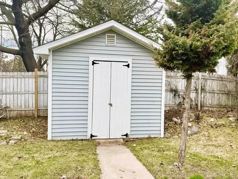 Exterior - 817 E A, Iron Mountain, MI 49801 photo 7 of 9