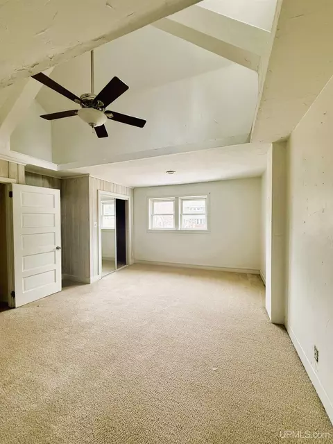 Bedroom - 817 E A, Iron Mountain, MI 49801 photo 5 of 6