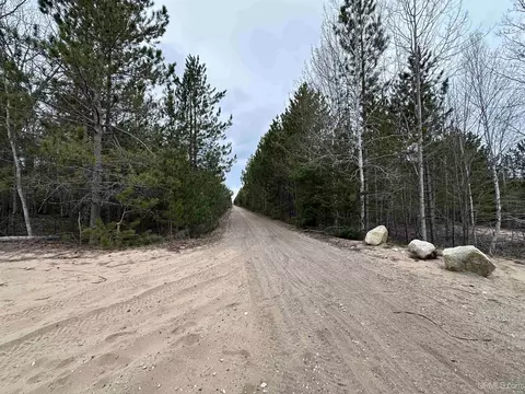 M28 E, Marquette, MI 49855 photo 12