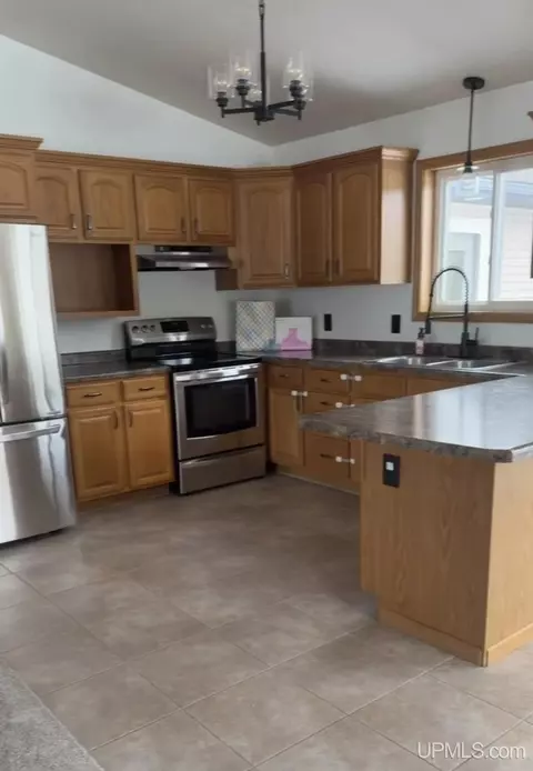 4338 E Maple Ridge 37th, Rock, MI 49880 photo 3