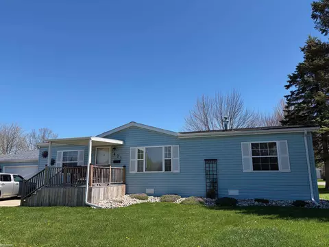 421 Red Pne, Flint, MI 48506