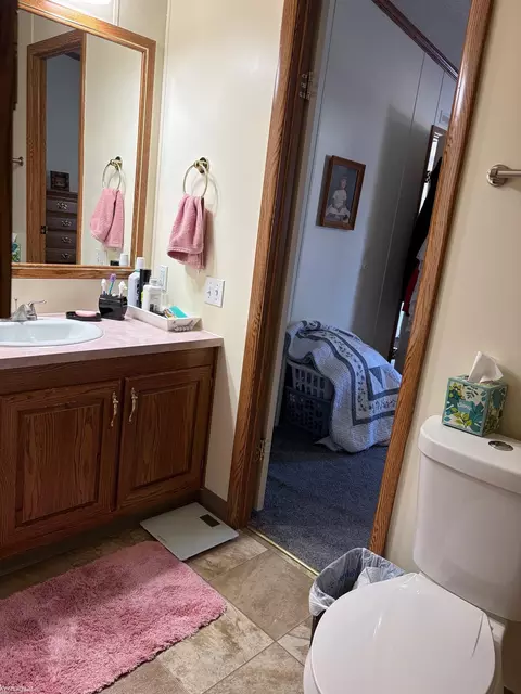 Bath - 421 Red Pne, Flint, MI 48506 photo 1 of 2