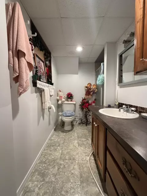 Bath - 2474 Bingham, Clio, MI 48420 photo 4 of 6