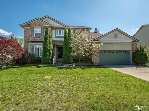 9676 Landsdowne, Ypsilanti, MI 48197