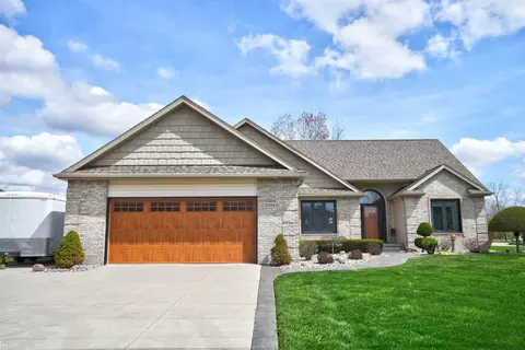 Exterior - 8094 Flintlock, Mount Morris, MI 48458 photo 3 of 12