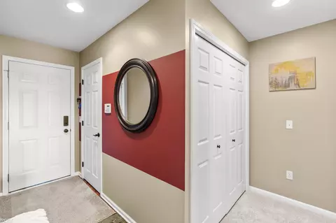 Entry Way - 8094 Flintlock, Mount Morris, MI 48458 photo 2 of 8