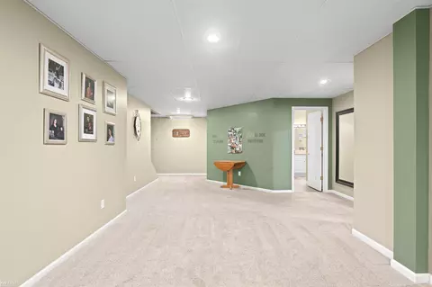 Entry Way - 8094 Flintlock, Mount Morris, MI 48458 photo 6 of 8