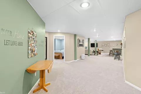 Entry Way - 8094 Flintlock, Mount Morris, MI 48458 photo 3 of 8