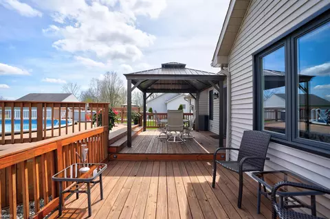 Exterior - 8094 Flintlock, Mount Morris, MI 48458 photo 7 of 12