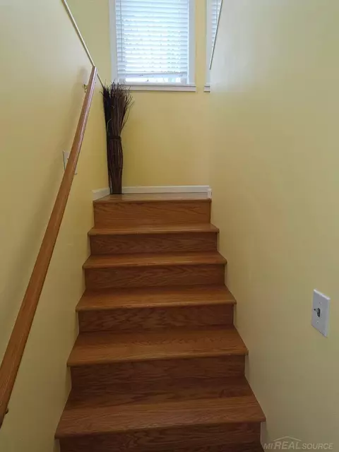 Entry Way - 5700 Royal Ct, Butman, MI 48624 photo 2 of 2