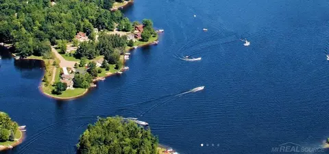 View/Area - 5700 Royal Ct, Butman, MI 48624 photo 1 of 1