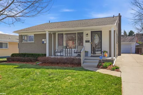 801 W Baker, Clawson, MI 48017