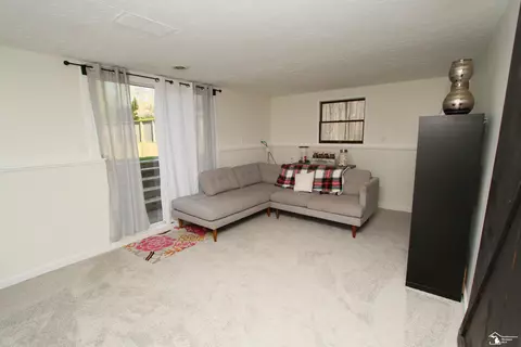 Living - 29656 Walnut, Flat Rock, MI 48134 photo 1 of 3
