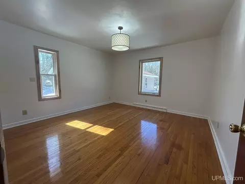 Bedroom - e9506 Prospect Street, Munising, MI 49862 photo 2 of 5