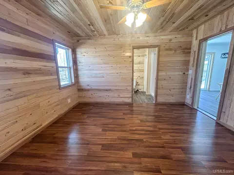 Living - e9506 Prospect Street, Munising, MI 49862 photo 3 of 3