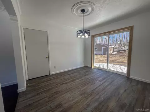 Dining - e9506 Prospect Street, Munising, MI 49862 photo 1 of 1