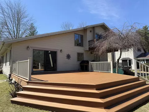 Exterior - 2926 West Riv, Gladwin, MI 48624 photo 4 of 12