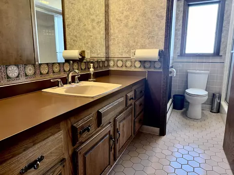 Bath - 2926 West Riv, Gladwin, MI 48624 photo 2 of 8