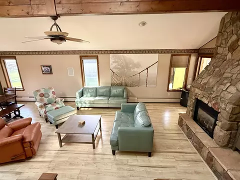 Living - 2926 West Riv, Gladwin, MI 48624 photo 5 of 6