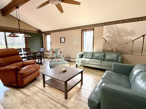 Living - 2926 West Riv, Gladwin, MI 48624 photo 4 of 6