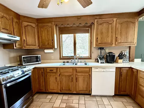 Kitchen - 2926 West Riv, Gladwin, MI 48624 photo 1 of 4