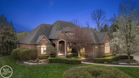 11484 Bayberry UNIT 3, Bruce Township, MI 48065