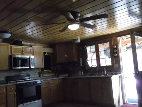 Kitchen - 992 Lake, Harrison, MI 48625 photo 3 of 4