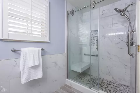 Bath - 4224 Scott B, Saint Clair, MI 48079 photo 3 of 5