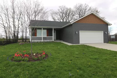 8696 Gilmour, Freeland, MI 48623